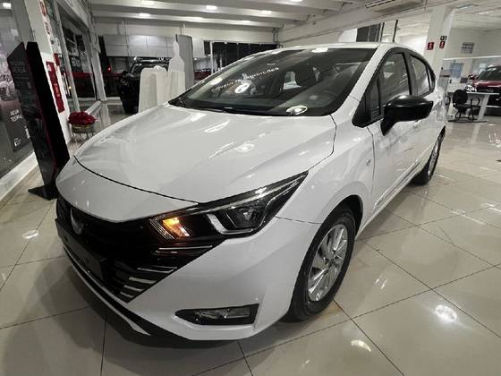 NISSAN VERSA 1.6 16V FLEX SENSE XTRONIC NISSAN VERSA 1.6 16V FLEX SENSE XTRONIC